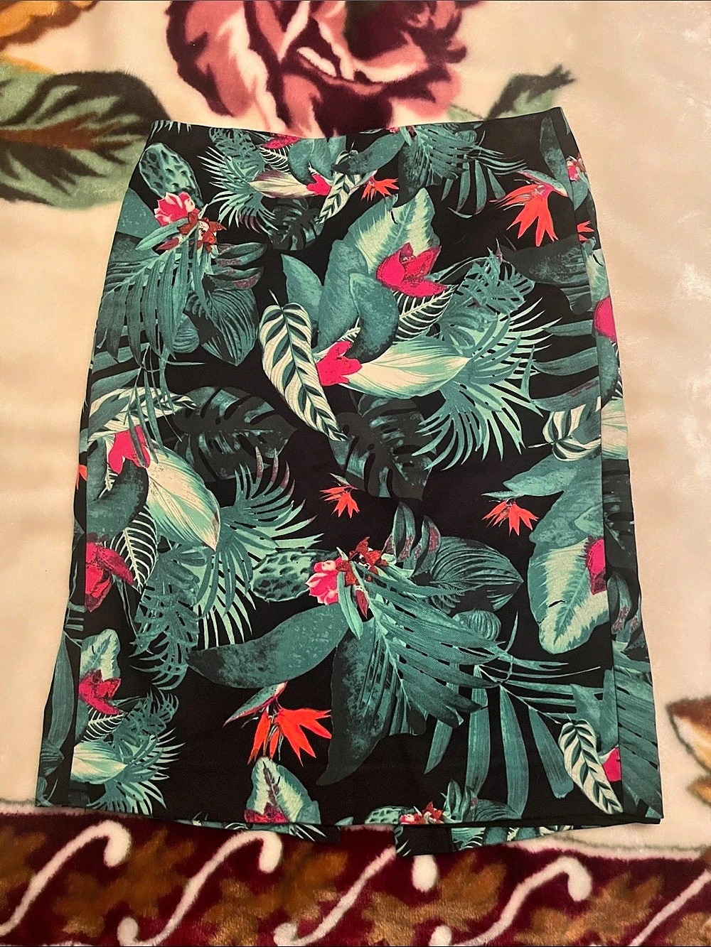 Lord & Taylor Women's Tropical Floral Skirt Size 4